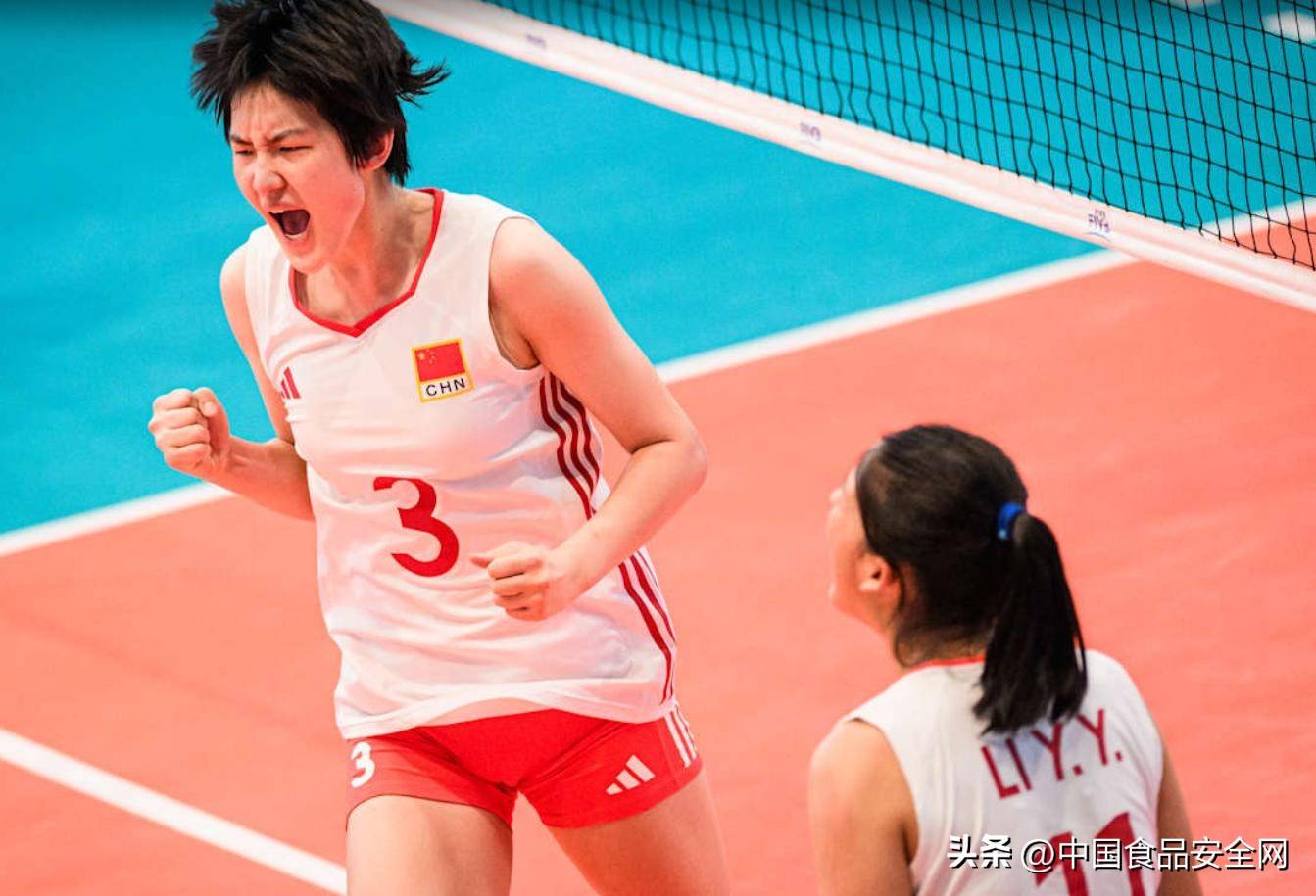 包含Rookie在DWG比赛中出色防守，持续失利引发热议！比赛高潮迭起的词条