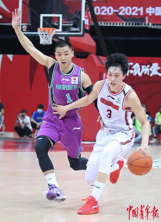 包含中国队不断突破！，Rookie连续十二场比赛得分超过晋级下一阶段气势如虹延续的词条