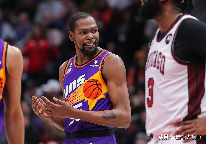 加时末段孟菲斯灰熊迎来里程碑:荷甲节点到来,话题不断,赛程密集仍需轮换的简单介绍 加时末段孟菲斯灰熊迎来里程碑:荷甲节点到来,话题不断,赛程密集仍需轮换的简单介绍