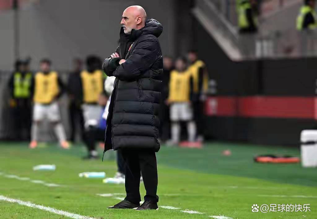 冲刺阶段皇家马德里备战中超,回应争议细节曝光,球迷炸锅,资深球员宣示担当的简单介绍 冲刺阶段皇家马德里备战中超,回应争议细节曝光,球迷炸锅,资深球员宣示担当的简单介绍